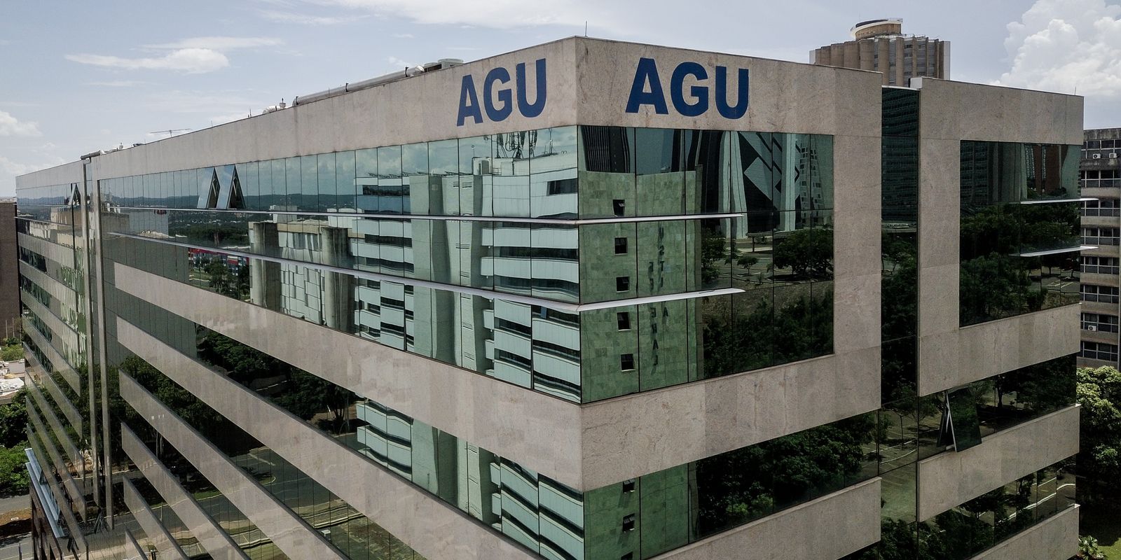 AGU pede ao STF que declare inconstitucionais leis que regulamentam bets
