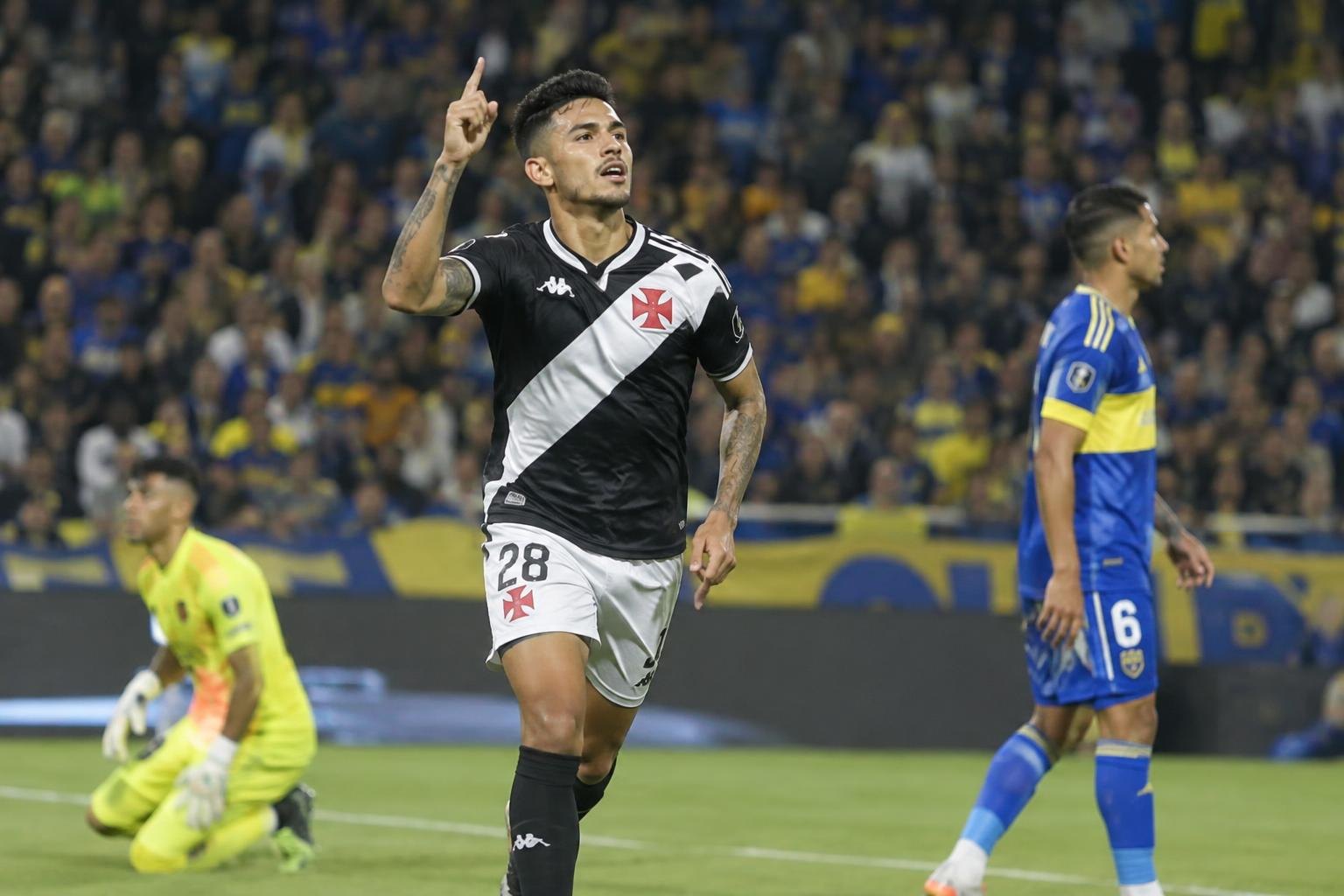 Vasco vence o Boca Juniors na Bombonera e abre vantagem na Sul-Americana