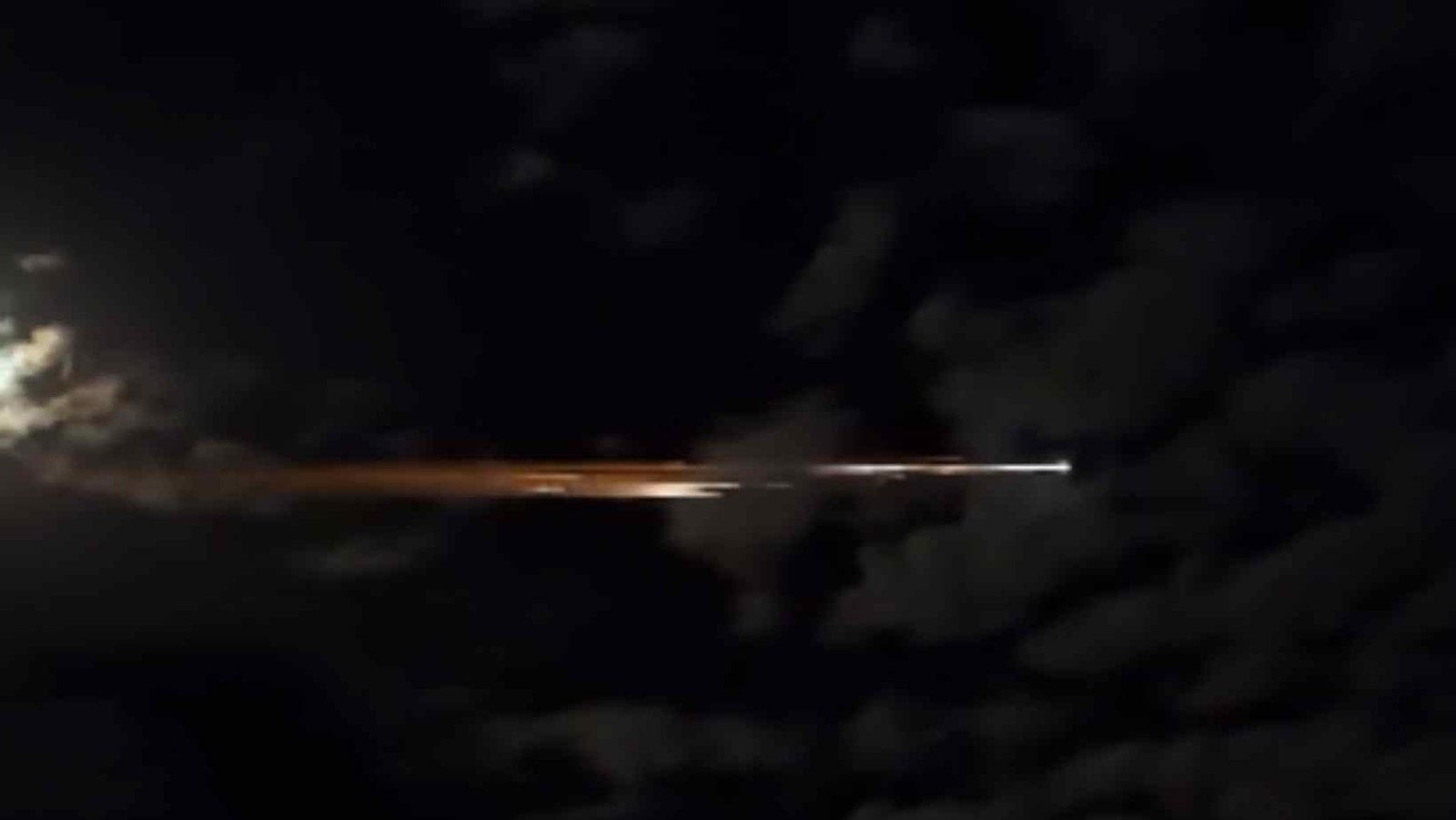 "Bola de fogo" no céu mineiro era lixo espacial de foguete da SpaceX lançado em 2014, apontam especialistas