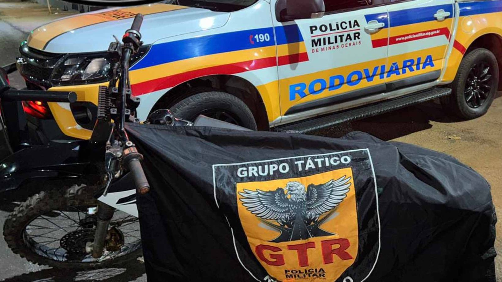 Motocicleta furtada há 23 anos é recuperada pela Polícia Rodoviária em operação na região de Patos de Minas