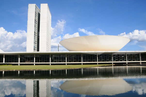 Projeto prevê incentivo fiscal para empresas que preservarem fazendas históricas