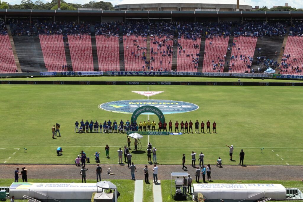 Cruzeiro Brilha no Parque do Sabiá e Garante Vitória contra Pouso Alegre