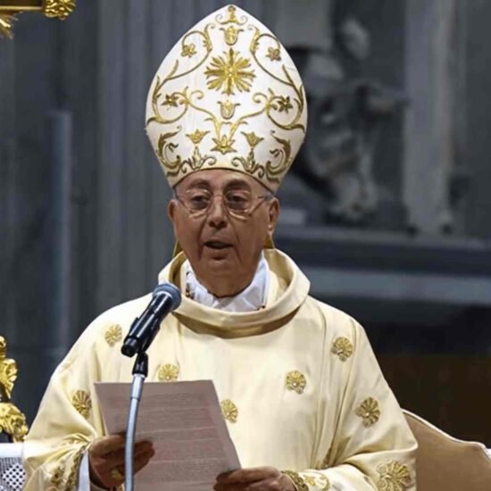 Dominique Mamberti: O Cardeal Que Irá Anunciar o Novo Papa