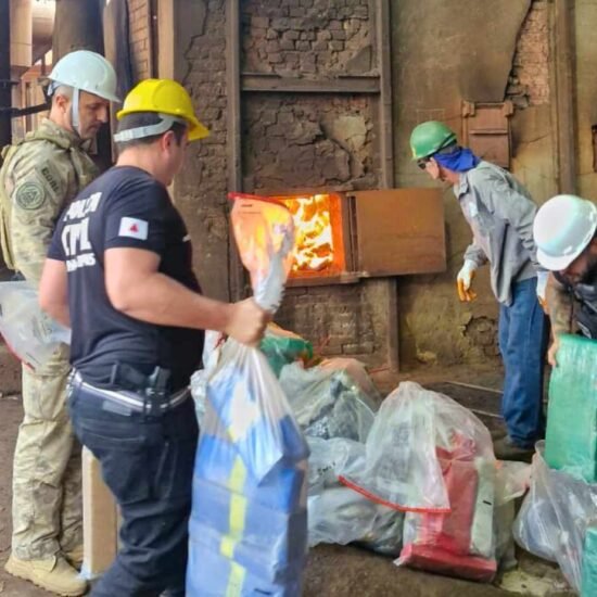 Polícia Civil incinera 1,8 tonelada de drogas em Divinópolis