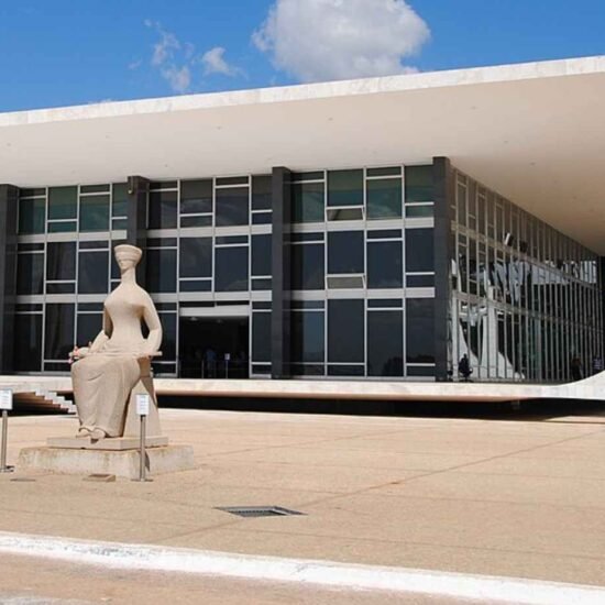 STF forma maioria para responsabilizar redes sociais por conteúdos publicados por usuários