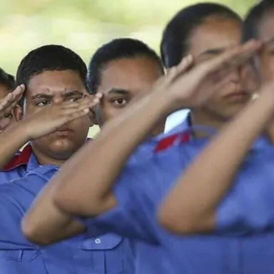 Escolas estaduais de São Gotardo aprovam adesão ao modelo cívico-militar em assembleia