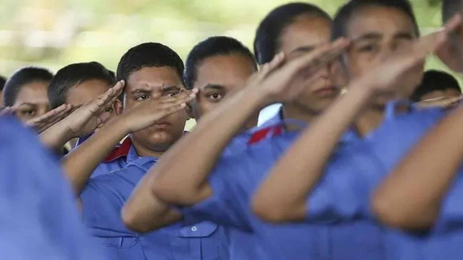 Escolas estaduais de São Gotardo aprovam adesão ao modelo cívico-militar em assembleia