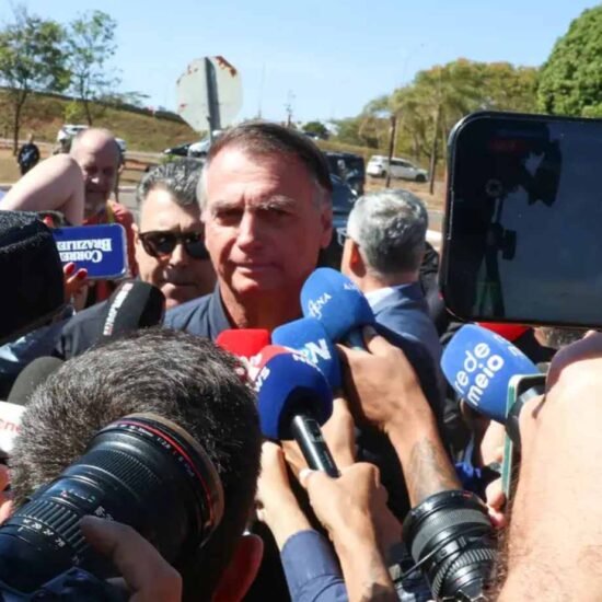 Maioria nas redes apoia operação contra Bolsonaro, aponta levantamento da Quaest