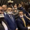 Oposição ocupa mesas da Câmara e do Senado e anuncia obstrução das sessões