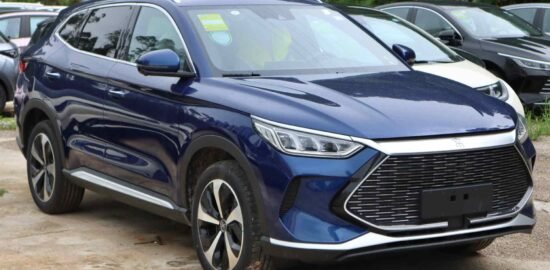 Carros híbridos ganham espaço no Brasil e BYD domina ranking dos mais vendidos em abril